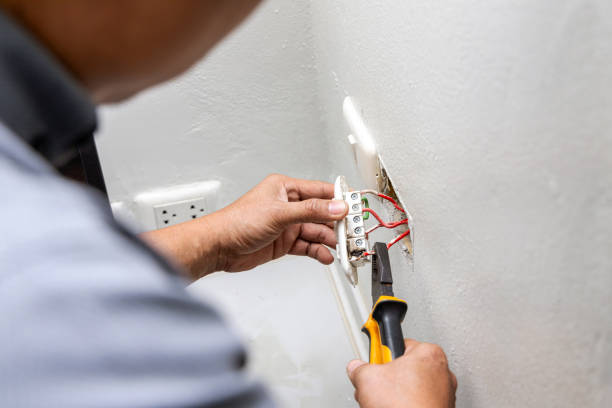 Best Licensed Electrician  in Orida Ridge, FL